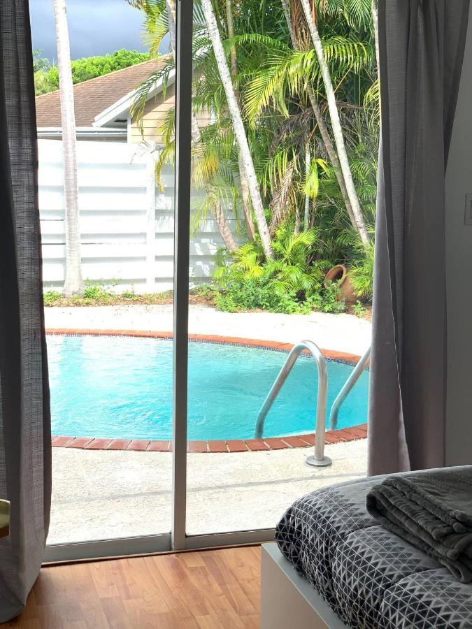 Kendall Keys Oasis Home W/ Pool, Theater & Arcade Miami Ngoại thất bức ảnh
