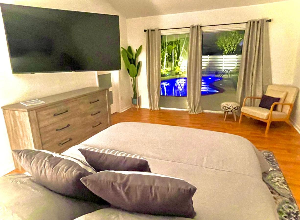 Kendall Keys Oasis Home W/ Pool, Theater & Arcade Miami Ngoại thất bức ảnh